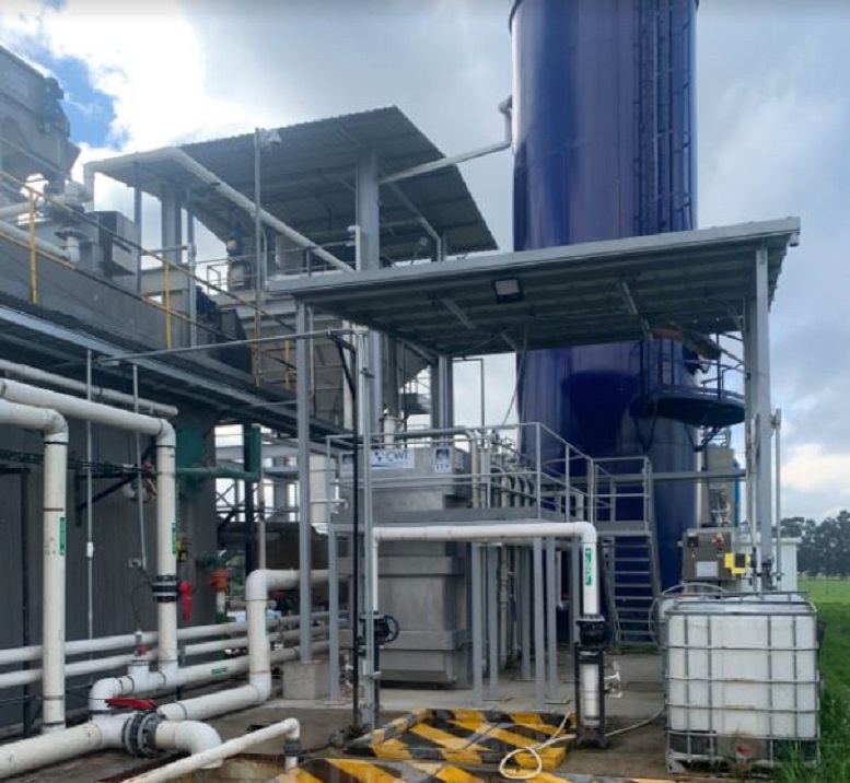 Image of a CWT Global wastewater treatment facility with cone bottom tank and integrated DAF unit. Reliable DAF systems and tertiary treatment for US businesses.